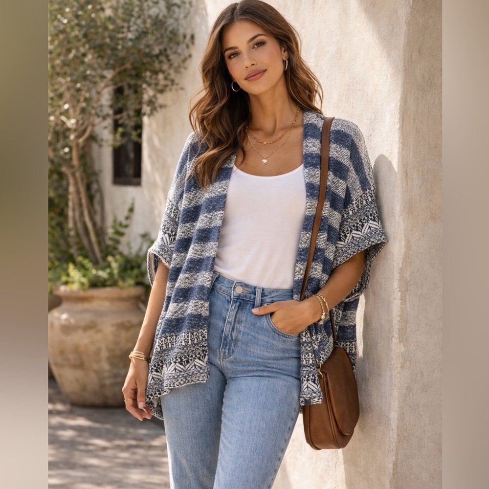 Chaps Chunky Knit Navy and Cream Women's Poncho Southwestern Aztec Sedona